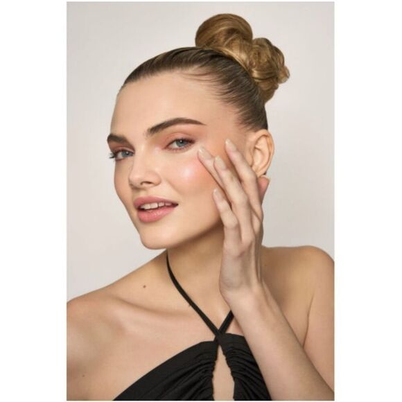 Danessa Myricks Beauty  Yummy Skin Blurring Balm Powder Lowlighter Soft Glow Hig - Picture 5 of 15